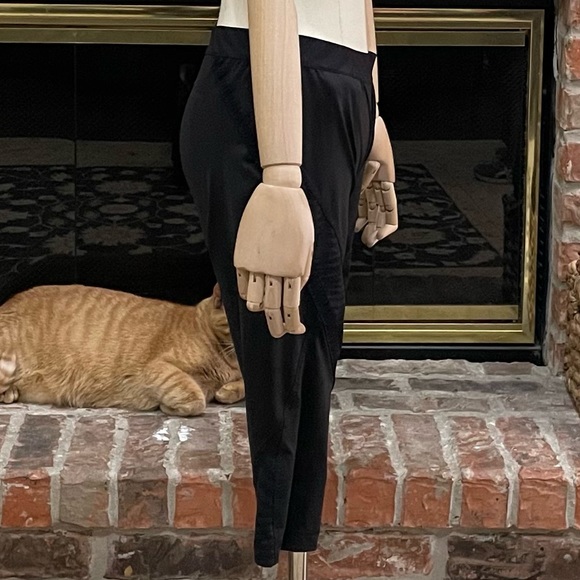 Adidas by Stella McCartney black capri leggings / S / GUC* - Picture 5 of 11